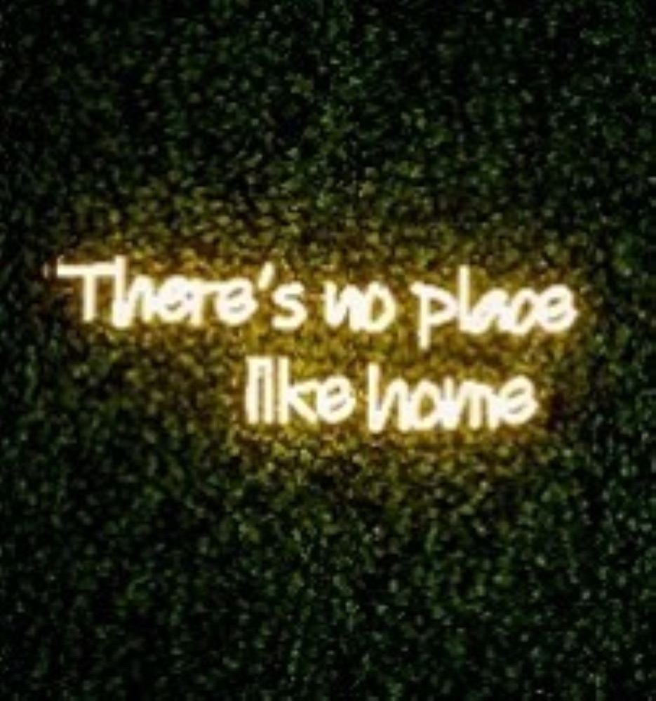 Neon Wall Sign - There’s no place like home - 38cm LED LV